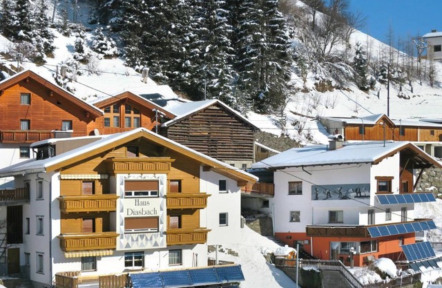 72 m² Apartment ∙ 3 bedrooms ∙ 8 guests