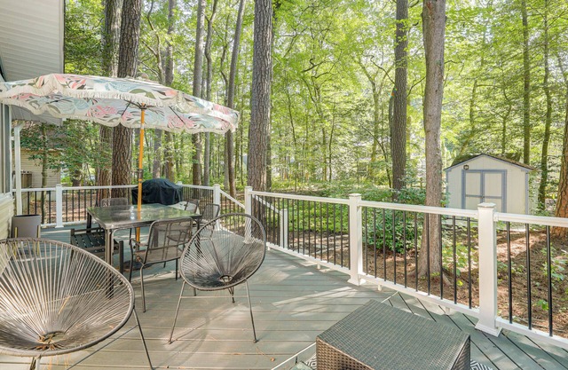 8 Mi to Ocean City Beach: Home w/Pool Access!