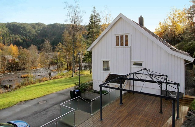 8 person holiday home in Lindesnes