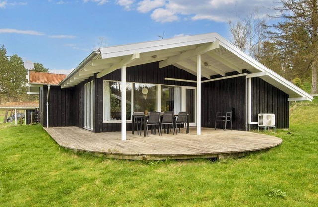 8 person holiday home in Ebeltoft