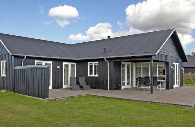 8 person holiday home in Nysted
