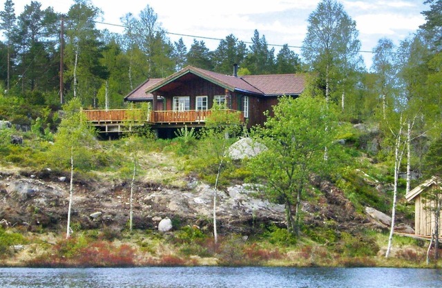8 person holiday home in BJELLAND