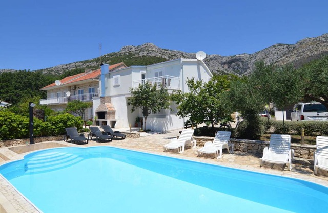 80 m² Apartment ∙ 3 bedrooms ∙ 6 guests