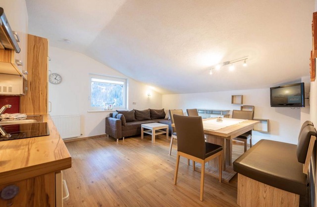 80 m² Apartment ∙ 2 bedrooms ∙ 6 guests