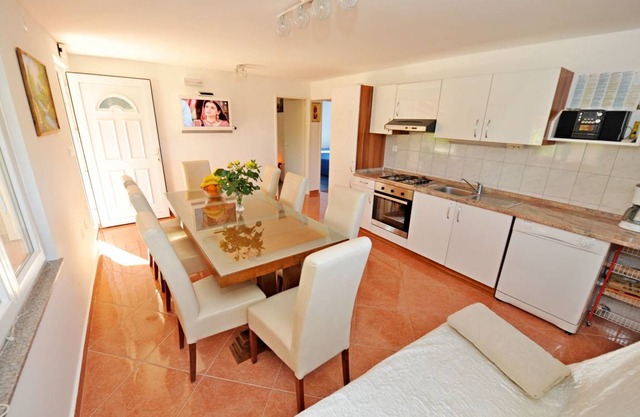 80 m² House ∙ 3 bedrooms ∙ 8 guests