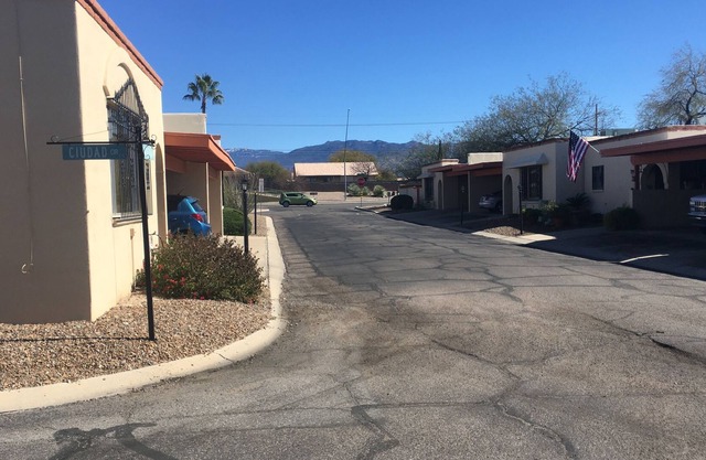 835 Ciudad Circle, Tucson, 85710