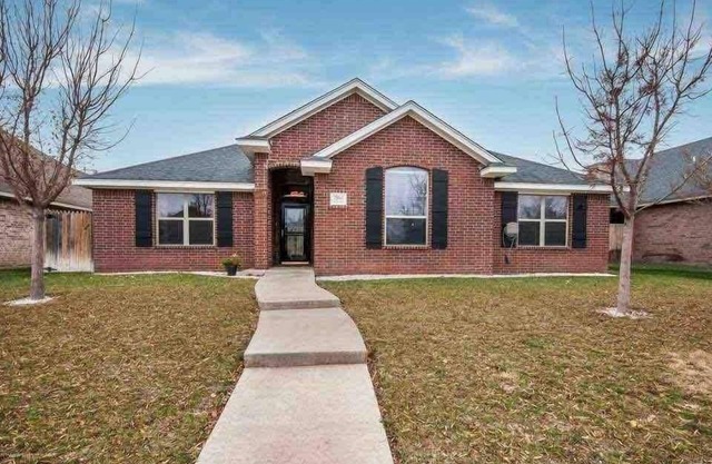 8beds, KING BED, fireplace, & whirlpool