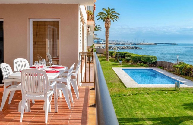 90 m² Apartment ∙ 3 bedrooms ∙ 6 guests