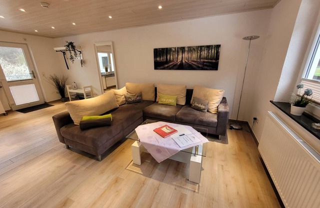 90 m² Apartment ∙ 2 bedrooms ∙ 6 guests