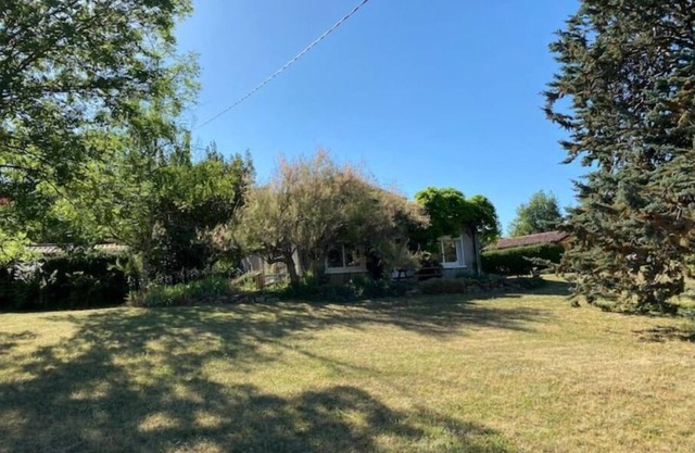A 30 Minutes de Lyon et 20 de Villefranche, Grande Maison Dans Parc Arboré