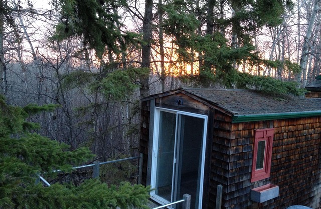A Beautifully Restored Loghouse That Combines Heritage With Modern Amenities.