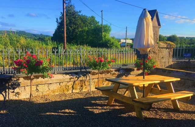 A completely restored Tudor building in a peaceful location near Glencairn Abbey
