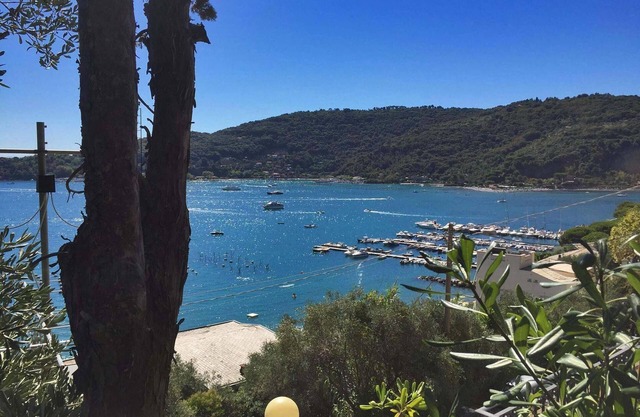 A gorgeous view on the Gulf of Poets