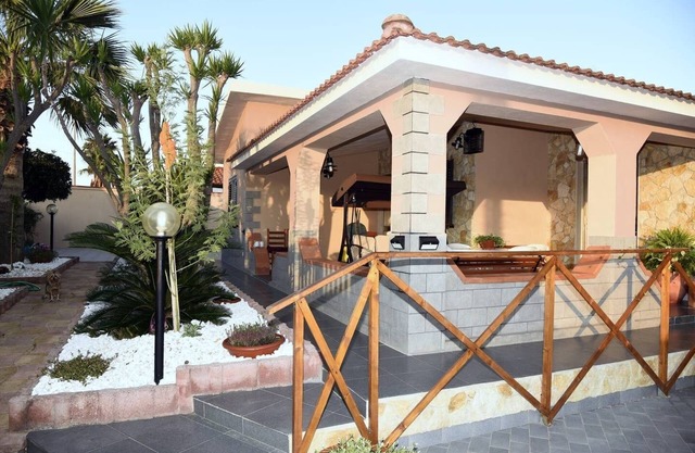 ALICE HOUSE 250 METERS FROM THE SEA
