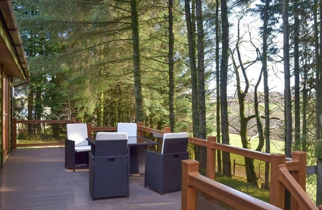A Lodge Set in a Quiet Location with Country Views