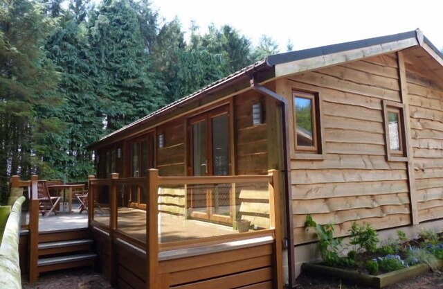 A Lodge set in a Quiet Location with country Views