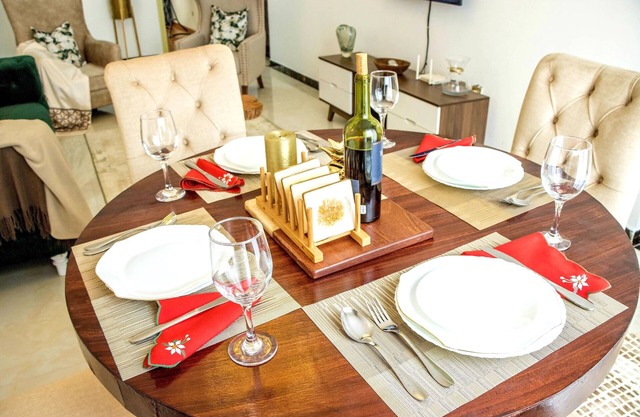 A luxurious fully furnished 3 bedroom 2 bathrooms apartment in