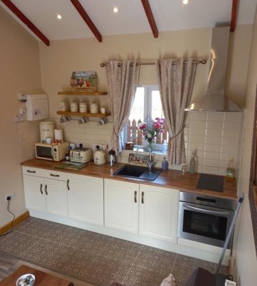 A New U Country Cottage Apartment
