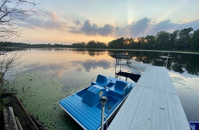 A peaceful family and dog-friendly getaway in the Northwoods