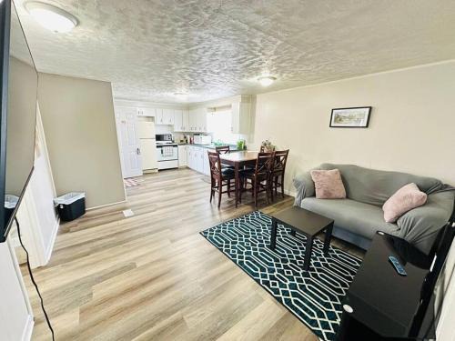 A Quiet and decent 2 Bedroom apartment