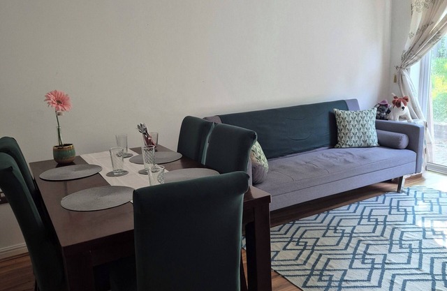A quiet room in a two bed room flat