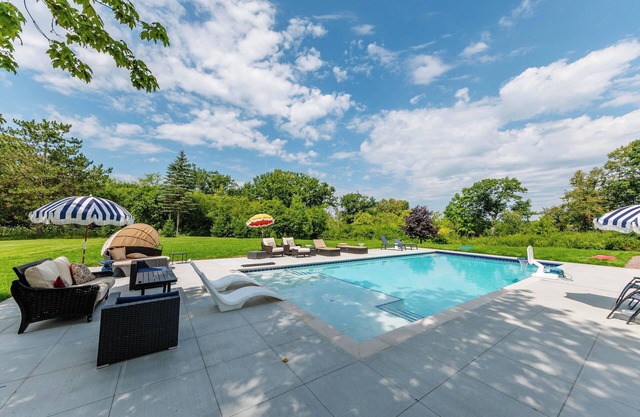 A Rustic Retreat w Heated Pool
