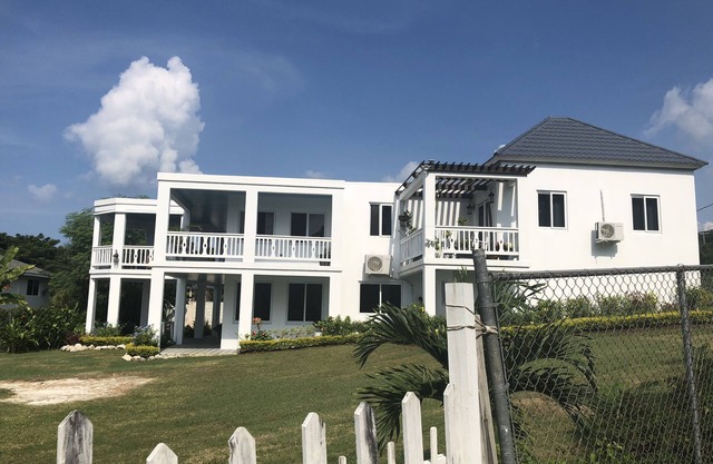 A stunning Jamaican villa