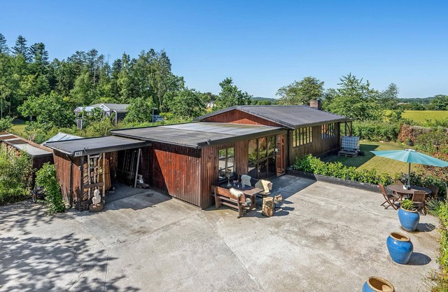 A summer house with hearty decoration and focus on coziness.