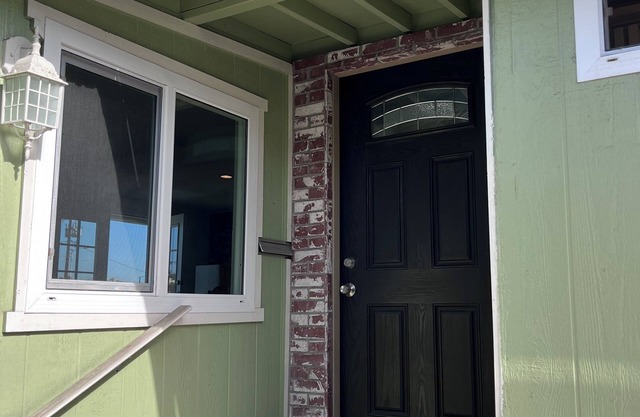 A Surfers Paradise! - Steps from Beacon’s Beach, Encinitas