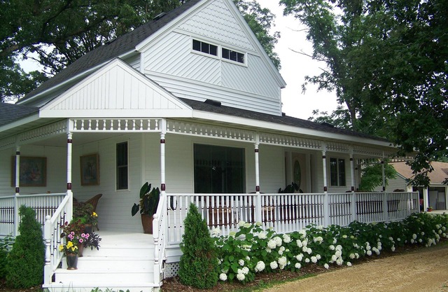 A Touch of Elegance At Jessie's Guest House