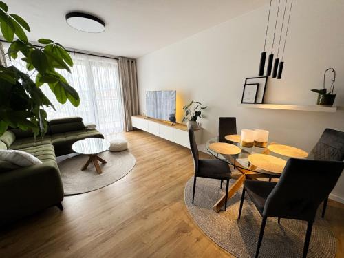 A1 Severna Apartment, near city center, self check-in, free parking