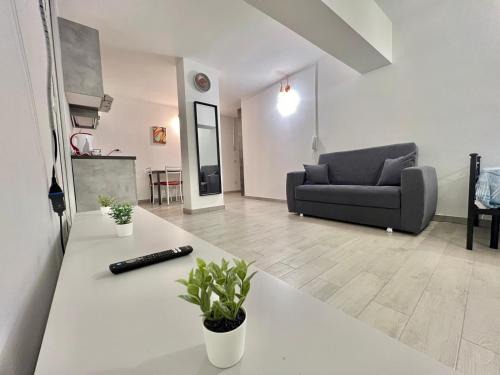 Abruzzi Home