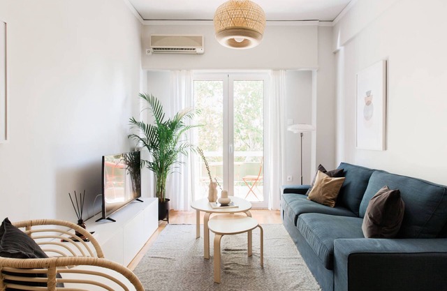 Absolute 2BR Apartment near EMST Museum
