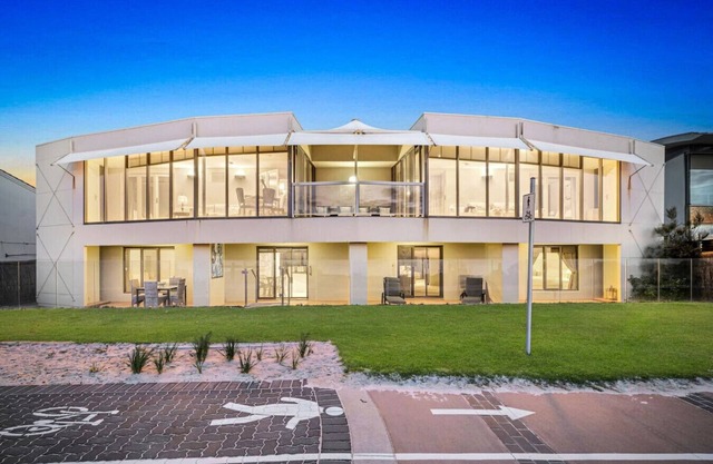 "Absolute Beachfront Luxury" | By Host Solutions