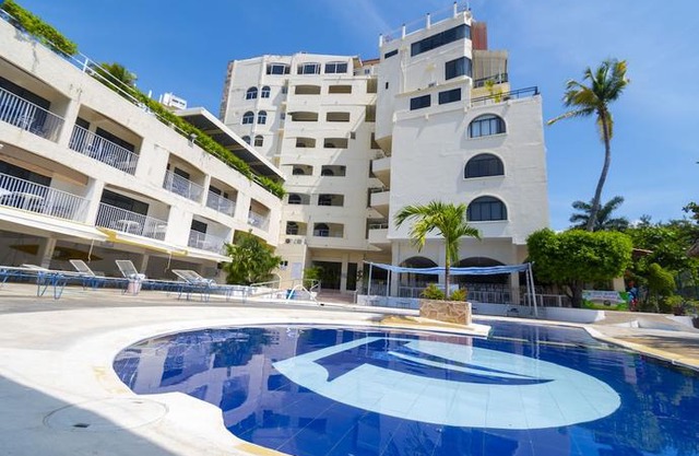 Acamar Beach Resort