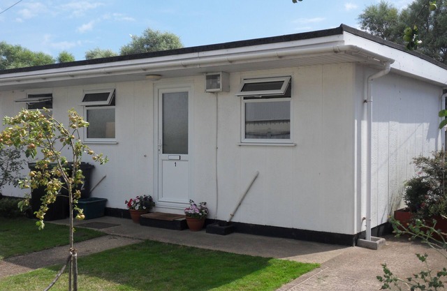 Accommodation for a couple, just a short walk from the beaches and harbour.