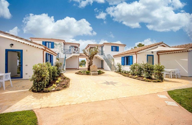 Acquamarina 1 by All4sardinia