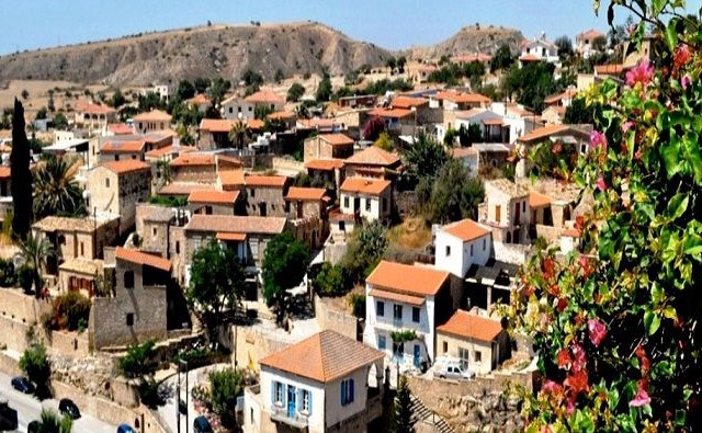 Adamos 1BDR Apt #1 jst 500m supermarket