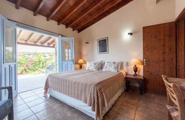 Adamos Hotel Apartments