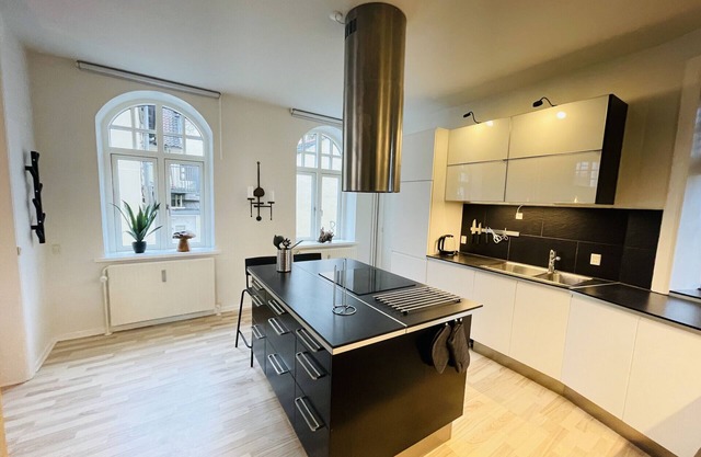 aday - Luxurious Studio Apartment in the Heart of Aalborg