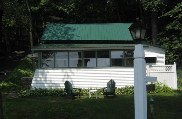 Adirondack Lake Front Cottage