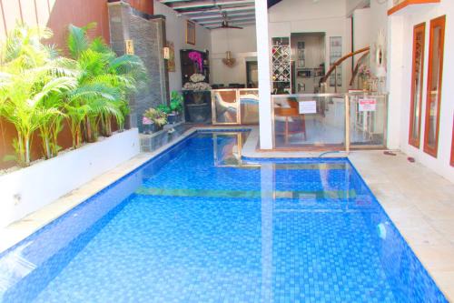 Adiwinoto villa and Homestay
