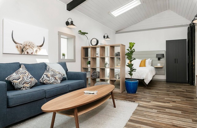 Adorable Modern Guesthouse - West Downtown Boise