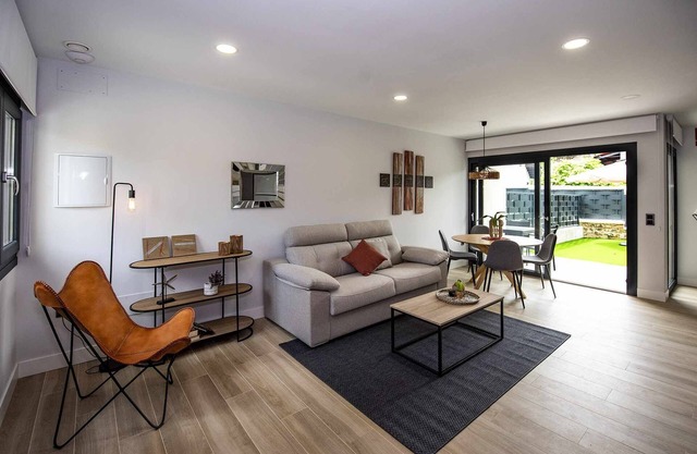 Adosado-duplex Marea Baja 3 ; Zona Playa, Ideal Familias, Parejas y Amigos