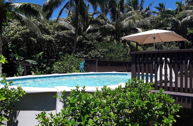 Adults only private villas - 2 mins from beach