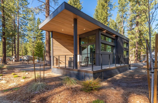 Adventure Cabin 74 - Luxurious Adventure Cabin