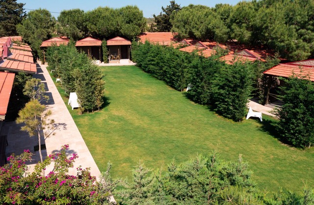 AEGEAN Apartments - Bungalows