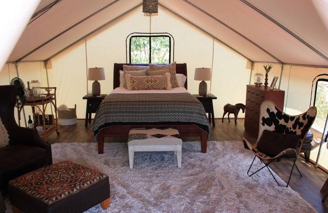 African safari tent Eco Glamping