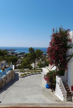 Ageri & Tritonis Luxury Apartments