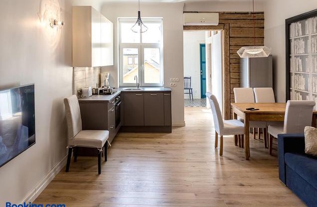 Aia Vacation Apartment